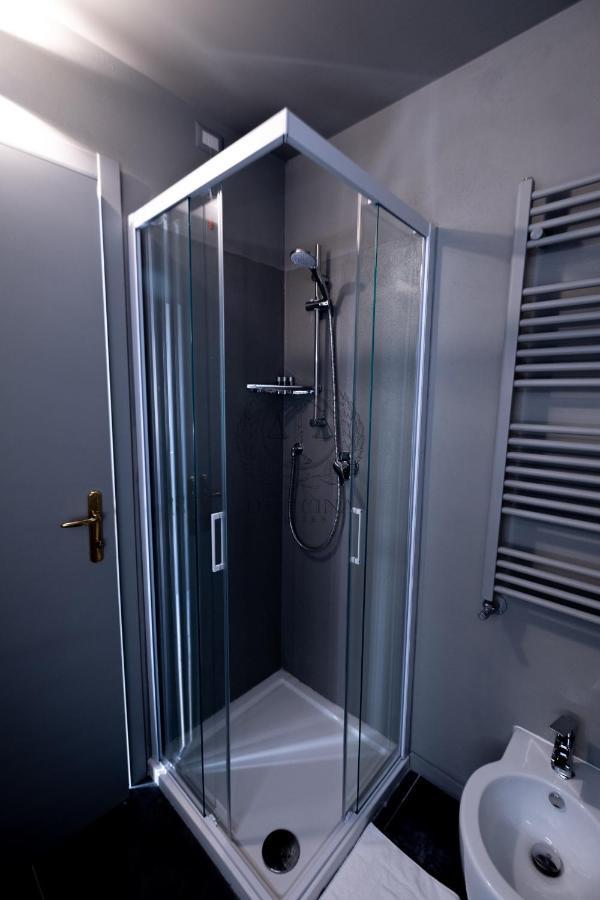 Officina Suites - Apartment , Navigli, Bocconi, Movida, Porta Ticinese ミラノ エクステリア 写真