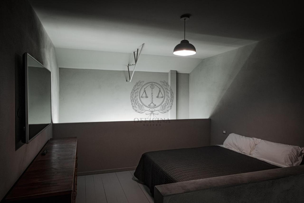 Officina Suites - Apartment , Navigli, Bocconi, Movida, Porta Ticinese ミラノ エクステリア 写真